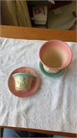 Hull art pottery bowknot wall pocket and tulip