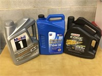 Garage Shelf Bundle Motor Oil