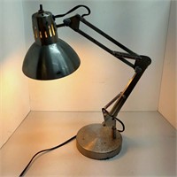 Adjustable desk lamp metal works no bulb
