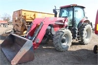 Case IH Puma 115 tractor with Case IH L760 loader
