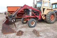 Case 970 tractor with loader