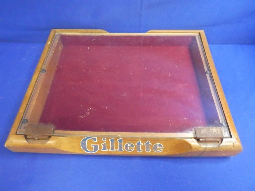 Gillette Display Case 18" X 14" X 2"