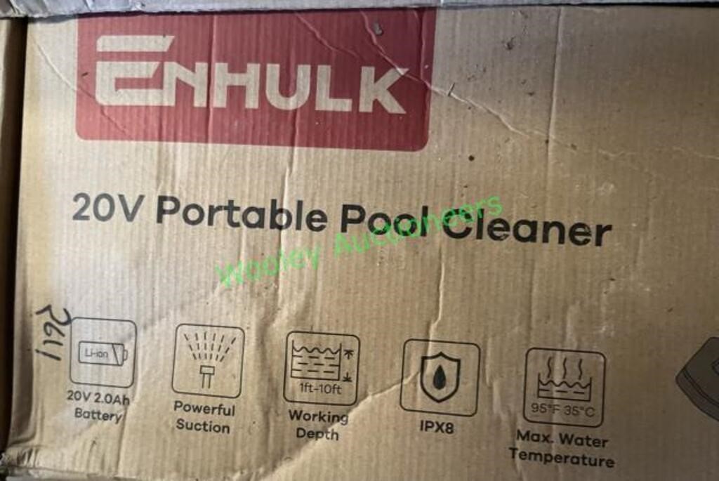 Portable Pool Cleaner & Net