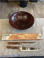 Knife Set & Wooden Bread Bowl