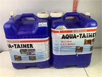 2 Aquatainers, 7 gal