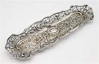 A VICTORIAN ORNATE SWEET DISH 23cms IN LENGTH . 77
