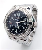 A Breitling SuperOcean Automatic Gents Watch. Stai