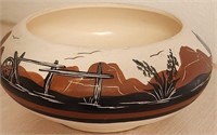 T - SIGNED NATIVE AMERICAN POTTERY (A10)