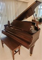 T - BALDWIN BABY GRAND PIANO W/ BENCH (L4)