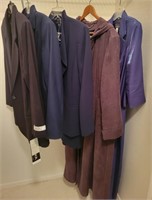 T - MIXED LOT OF CLOTHING