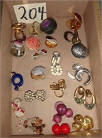 Jewelry – Clip on Earrings Lot