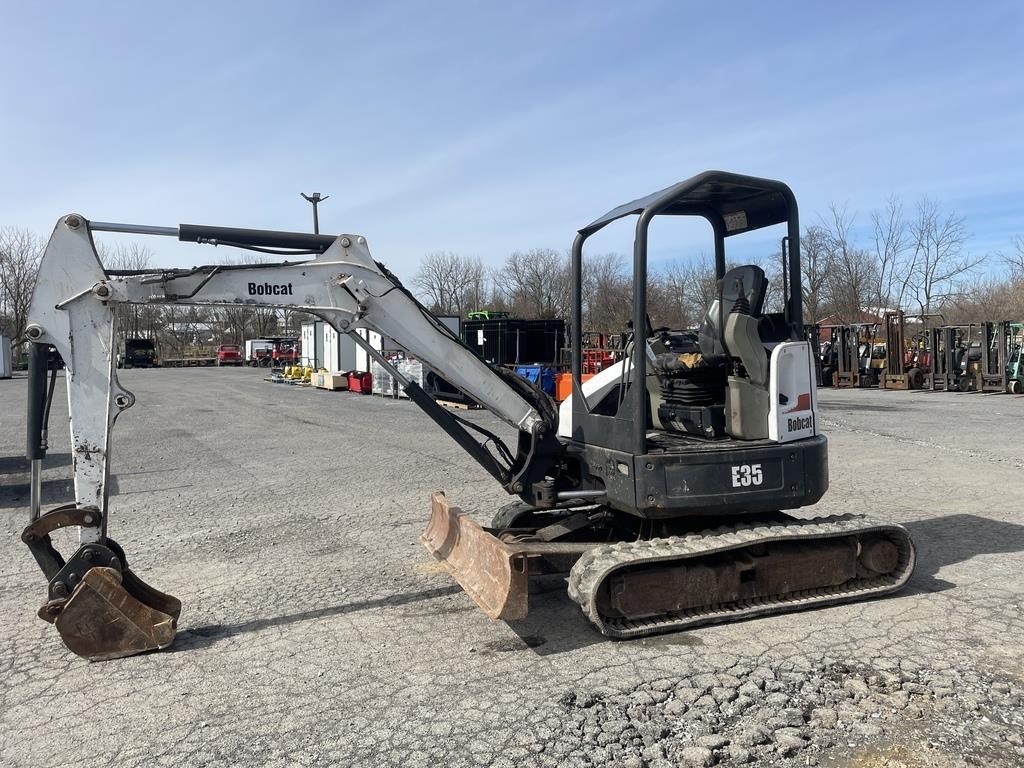 2012 Bobcat E35 Excavator