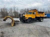 2000 Mack RD690P Dump Truck W/ Plow/Salt Spreader