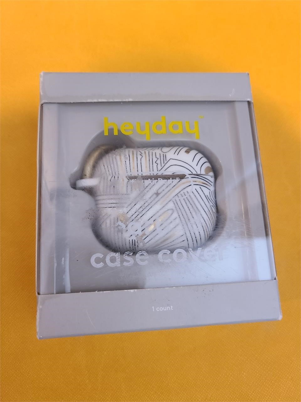 Heyday earbud case cover