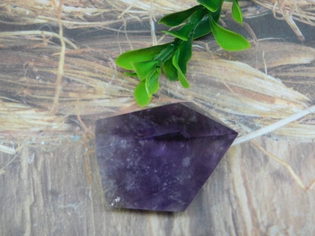 AMETHYST POINT ROCK STONE LAPIDARY SPECIMEN