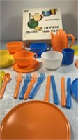 Childs Toy Fiesta Tea Set