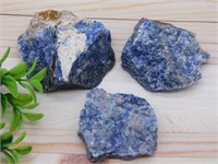 SODALITE ROCK STONE LAPIDARY SPECIMEN