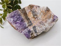 AMETHYST ROCK STONE LAPIDARY SPECIMEN