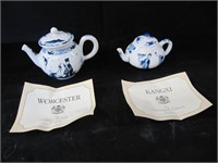 VICTORIA & ALBERT MUSEUM PORCELAIN TEAPOTS