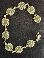 14kt Jade Bracelet 17.08 grams Length