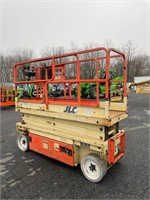 1997 JLG LT249 Electric Scissor Lift