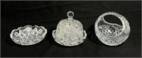 EXQUISITE LOT OF CUT CRYSTAL COLLECTIBLES