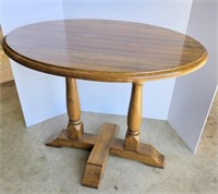 Lamp or accent table, oval,