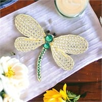 Elegant Vintage Dragonfly Brooch Emerald Color
