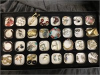 EARRINGS JACKPOT / OVER 30 PAIRS