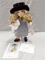 World Gallery Dolls & Collectibles "Amanda"