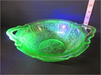 OLD GREEN URANIUM GLASS 2 HANDLED SERVING BOWL
