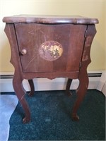 Wooden Tobacco Stand