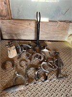 Horseshoes / Horseshoe Hardware / Bell / Others