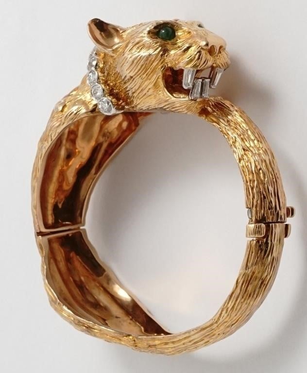 Diamond, emerald & 14K lioness bangle by Ruser