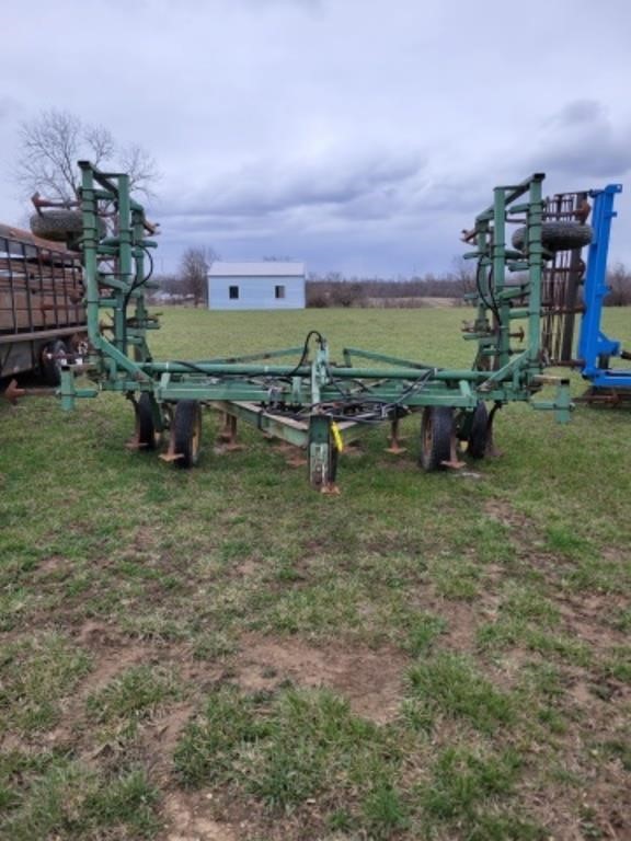 Spring Farm and Large Equipment Auction 2024