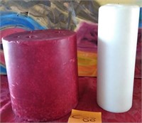K - LOT OF 2 CANDLES (C88)