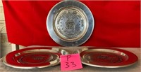 K - LOT OF 3 DECOR PLATES (P33)