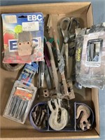 Miscellaneous, jig-saw blades, scissors, Velcro,