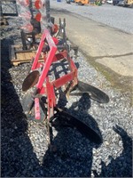 3-Point Hitch 2-Bottom Plow & Disc Attachment