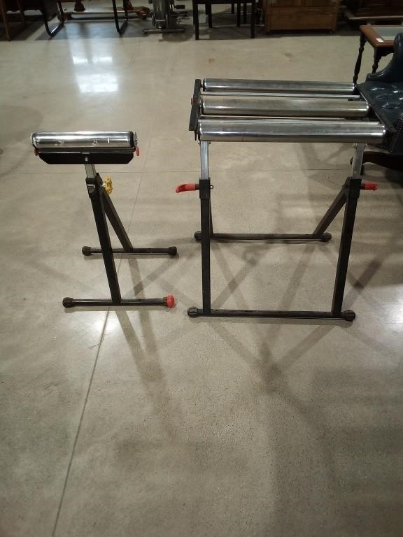 2 Roller Stands