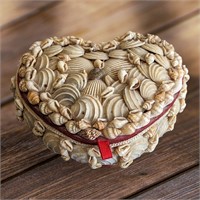 Vintage Seashell  Heart Shaped Jewelry Box