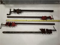 4 Pipe Clamps