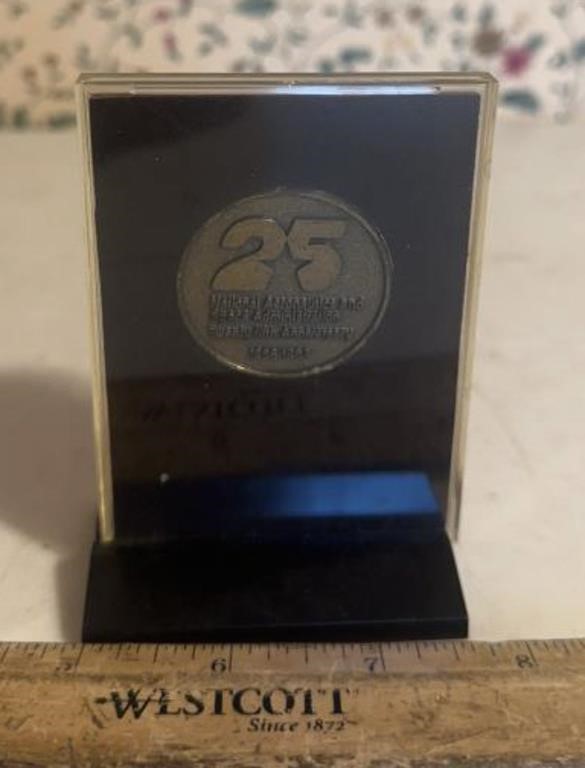 NASA “25th ANNIVERSARY” MEDALLION W/DISPLAY