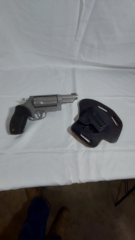 TAURUS  THE JUDGE 45LC/410GA