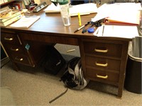Wooden 7 drawer Desk