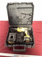 DeWalt 12 V Portable Drill, Charger and Battery