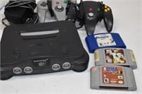 Nintendo 64, Controllers and 3 Video Games