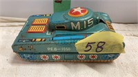 Tin M.15 tin tank - some damage