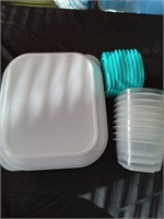 Tupperware lot of 9 with lids
