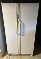 AMANA SIDE-BY-SIDE REFRIGERATOR/FREEZER